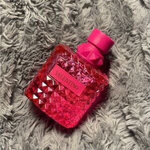 Valentino Vibrant Pink Body Oil